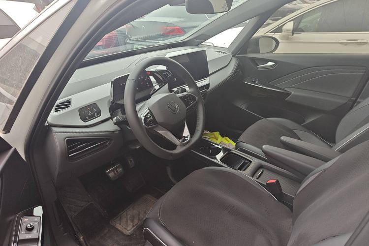 Used Volkswagen ID.3 2024 Outstanding Edition Steering Wheel