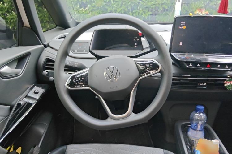 Used Volkswagen ID.3 2024 Pure & Smart Edition Steering Wheel