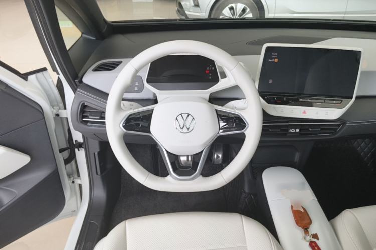 Used Volkswagen ID.3 2024 Outstanding Edition Steering Wheel