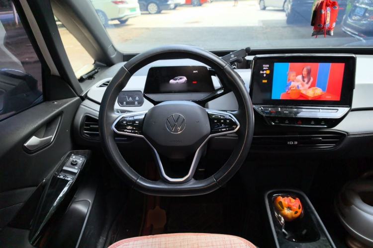 Used Volkswagen ID.3 2024 Outstanding Edition Steering Wheel
