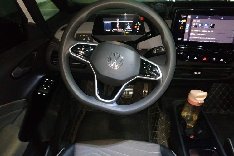 Used Volkswagen ID.3 2024 Pure & Smart Edition Steering Wheel