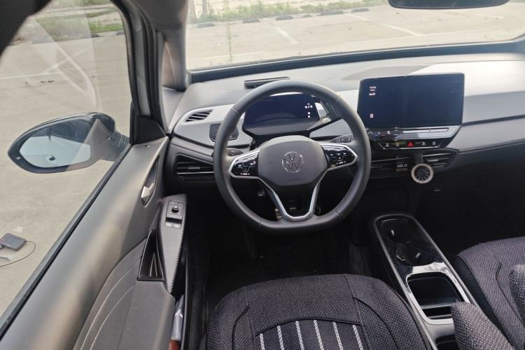 Used Volkswagen ID.3 2024 Outstanding Edition Steering Wheel