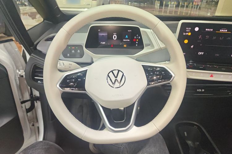 Used Volkswagen ID.3 2024 Outstanding Edition Steering Wheel