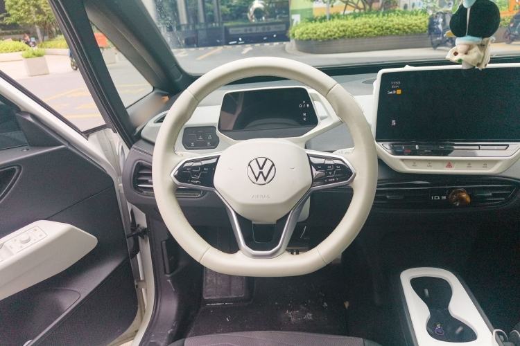 Used Volkswagen ID.3 2024 Outstanding Edition Steering Wheel