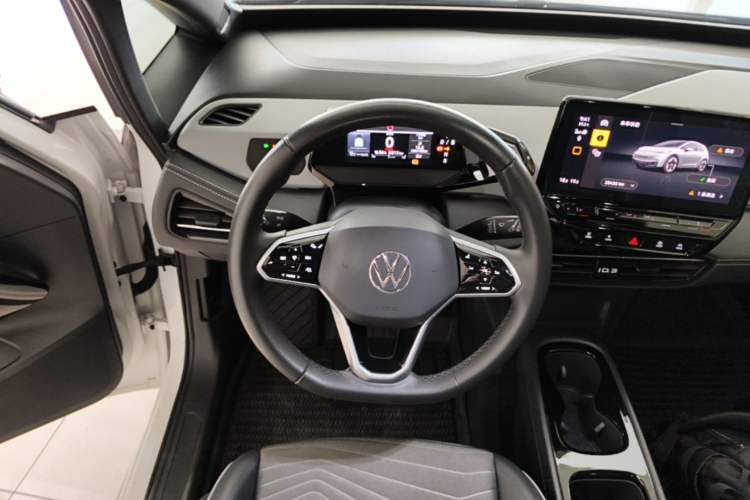 Used Volkswagen ID.3 2024 Outstanding Edition Steering Wheel