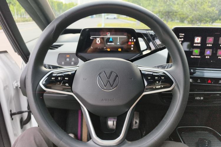 Used Volkswagen ID.3 2024 Pure & Smart Edition Steering Wheel