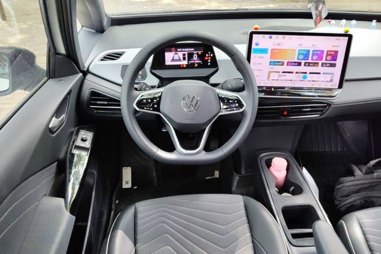 Used Volkswagen ID.3 2024 Outstanding Edition Steering Wheel