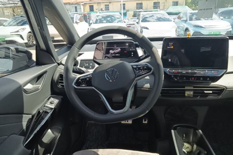 Used Volkswagen ID.3 2024 Outstanding Edition Steering Wheel