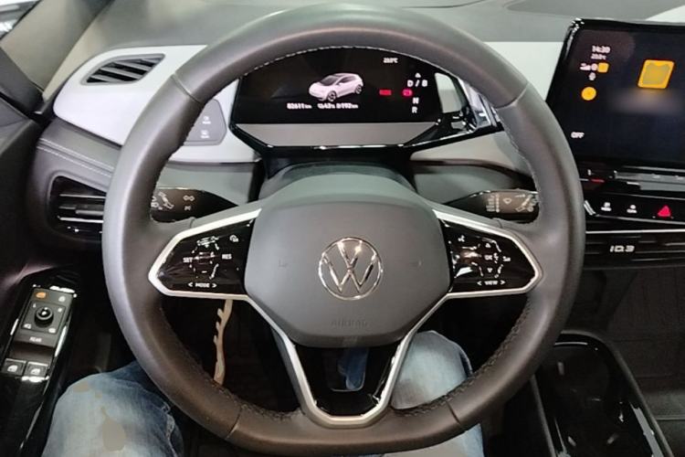 Used Volkswagen ID.3 2024 Outstanding Edition Steering Wheel
