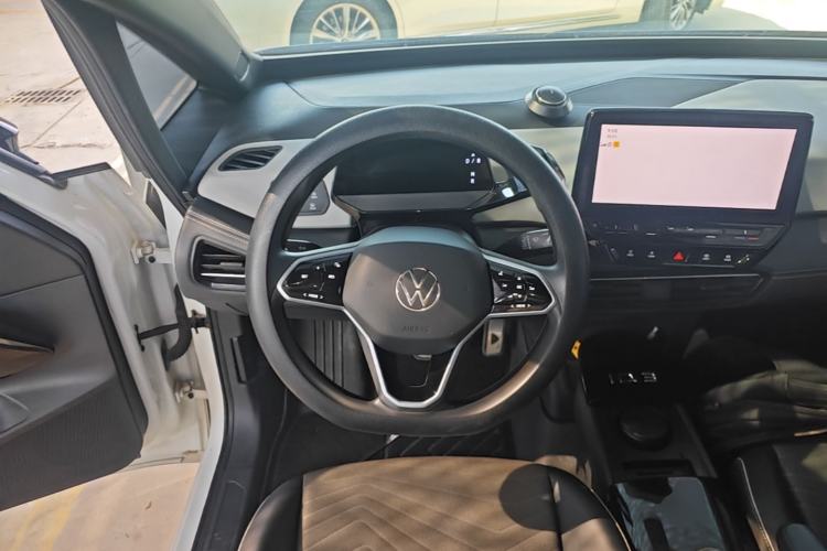 Used Volkswagen ID.3 2024 Pure & Smart Edition Steering Wheel