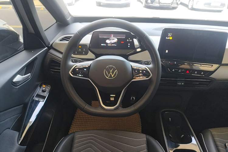 Used Volkswagen ID.3 2024 Outstanding Edition Steering Wheel