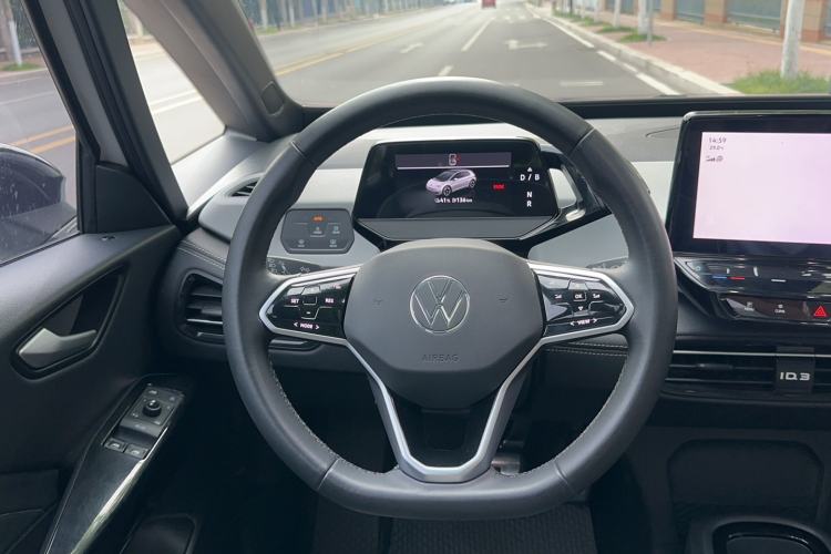 Used Volkswagen ID.3 2024 Outstanding Edition Steering Wheel