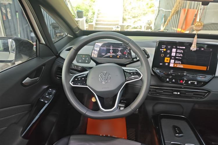 Used Volkswagen ID.3 2024 Outstanding Edition Steering Wheel