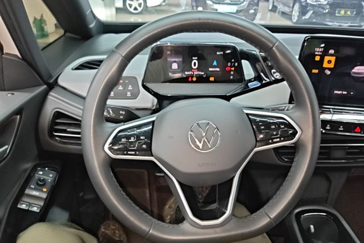 Used Volkswagen ID.3 2024 Outstanding Edition Steering Wheel