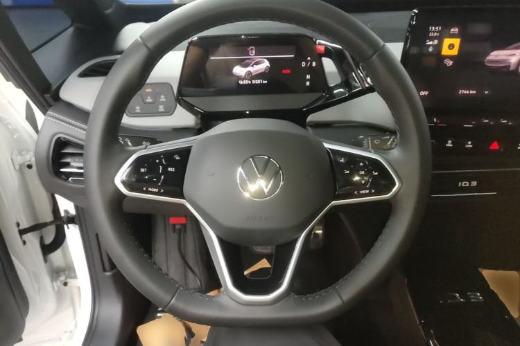 Used Volkswagen ID.3 2024 Outstanding Edition Steering Wheel