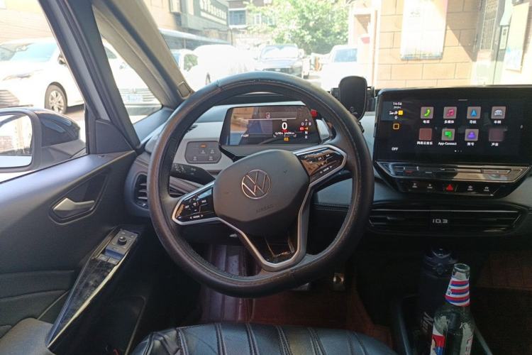 Used Volkswagen ID.3 2024 Outstanding Edition Steering Wheel