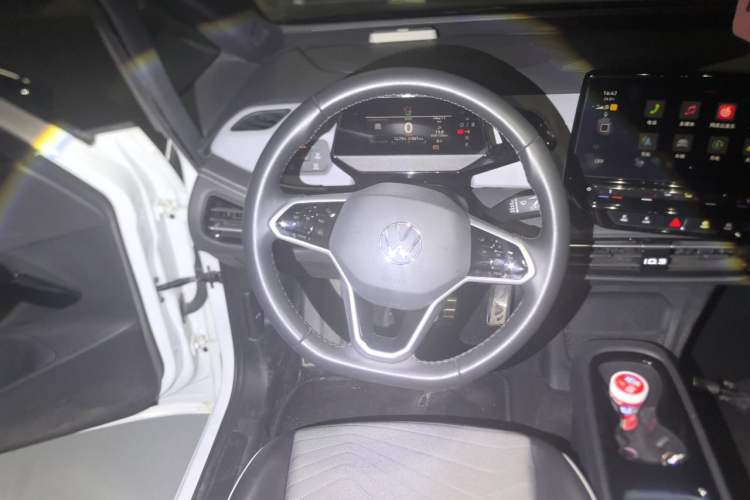 Used Volkswagen ID.3 2024 Outstanding Edition Steering Wheel
