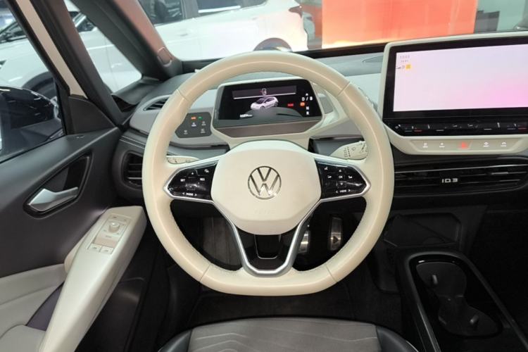 Used Volkswagen ID.3 2024 Outstanding Edition Steering Wheel