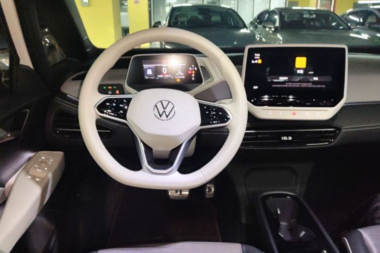 Used Volkswagen ID.3 2024 Outstanding Edition Steering Wheel