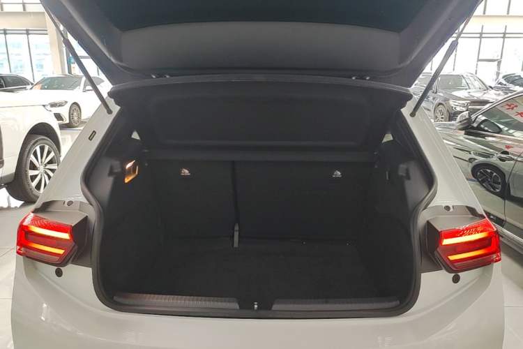 Used Volkswagen ID.3 2024 Outstanding Edition Trunk