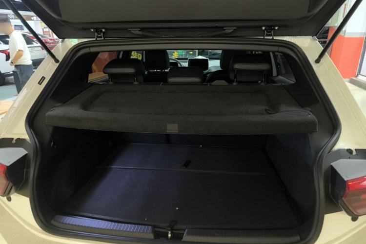 Used Volkswagen ID.3 2024 Outstanding Edition Trunk