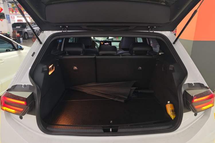 Used Volkswagen ID.3 2024 Pure & Smart Edition Trunk