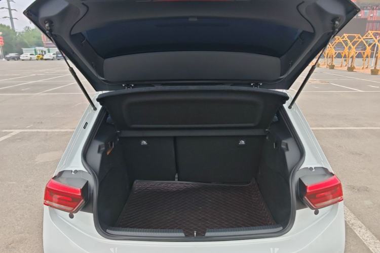 Used Volkswagen ID.3 2024 Outstanding Edition Trunk