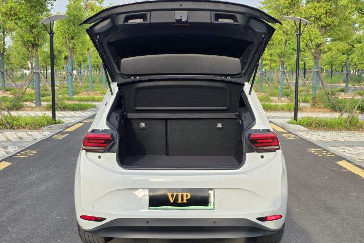 Used Volkswagen ID.3 2024 Intelligent Edition Trunk