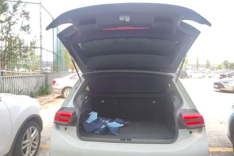 Used Volkswagen ID.3 2024 Outstanding Edition Trunk