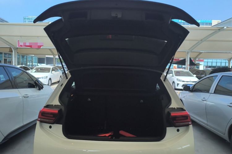 Used Volkswagen ID.3 2024 Outstanding Edition Trunk
