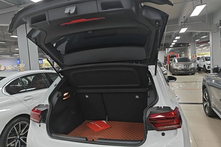 Used Volkswagen ID.3 2024 Outstanding Edition Trunk