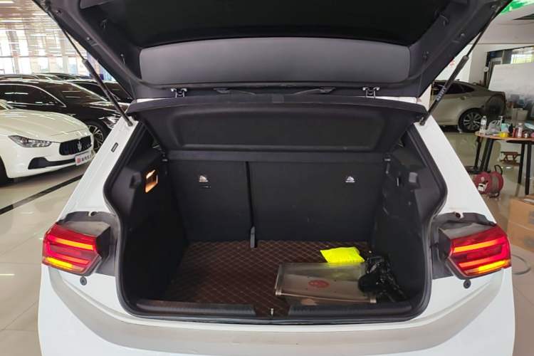 Used Volkswagen ID.3 2024 Outstanding Edition Trunk