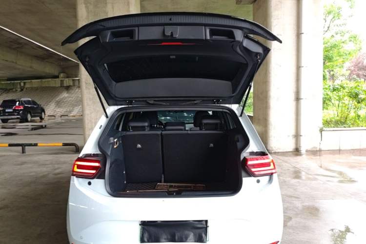 Used Volkswagen ID.3 2024 Pure & Smart Edition Trunk
