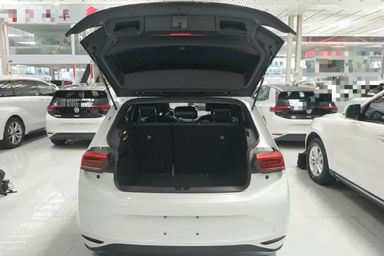 Used Volkswagen ID.3 2024 Outstanding Edition Trunk