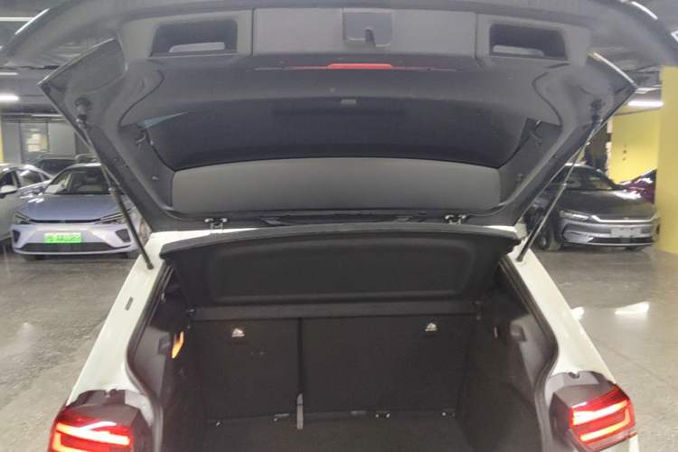 Used Volkswagen ID.3 2024 Outstanding Edition Trunk