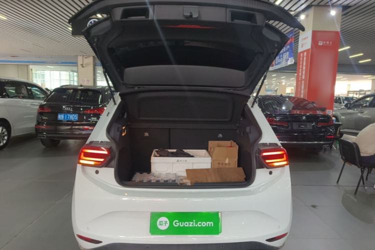 Used Volkswagen ID.3 2024 Outstanding Edition Trunk