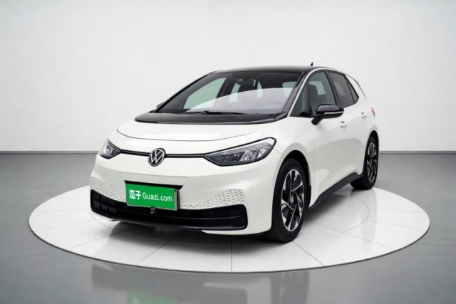 Ojetý Volkswagen ID.3 2024 Outstanding Edition