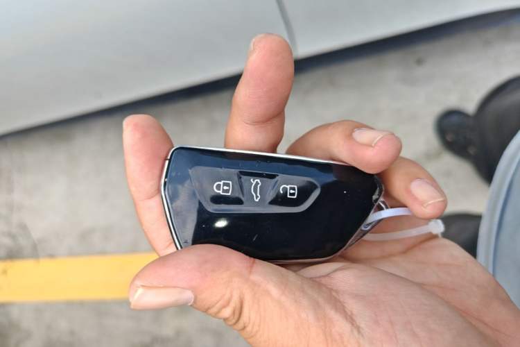 Used Volkswagen ID.3 2024 Outstanding Edition Vehicle Key
