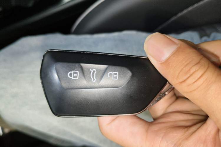 Used Volkswagen ID.3 2024 Outstanding Edition Vehicle Key
