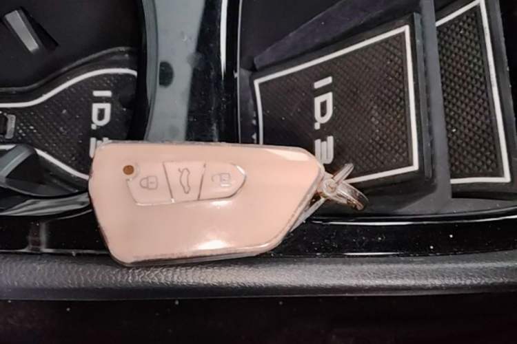 Used Volkswagen ID.3 2024 Outstanding Edition Vehicle Key
