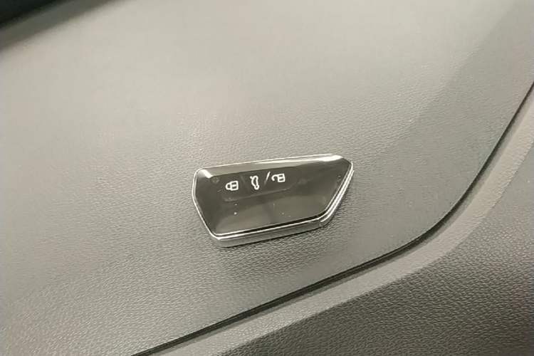 Used Volkswagen ID.3 2024 Outstanding Edition Vehicle Key