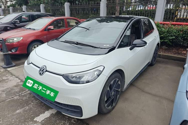 Used Volkswagen ID.3 2024 Outstanding Edition Guazi used car, China used car export, Used car for sale, Used  cars, Cheapest cars for sale