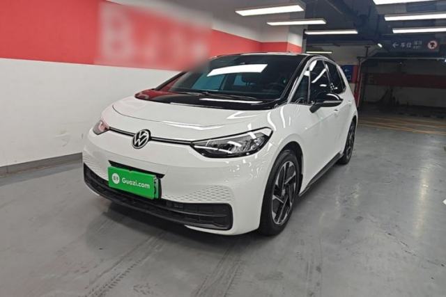 Ojetý Volkswagen ID.3 2024 Outstanding Edition