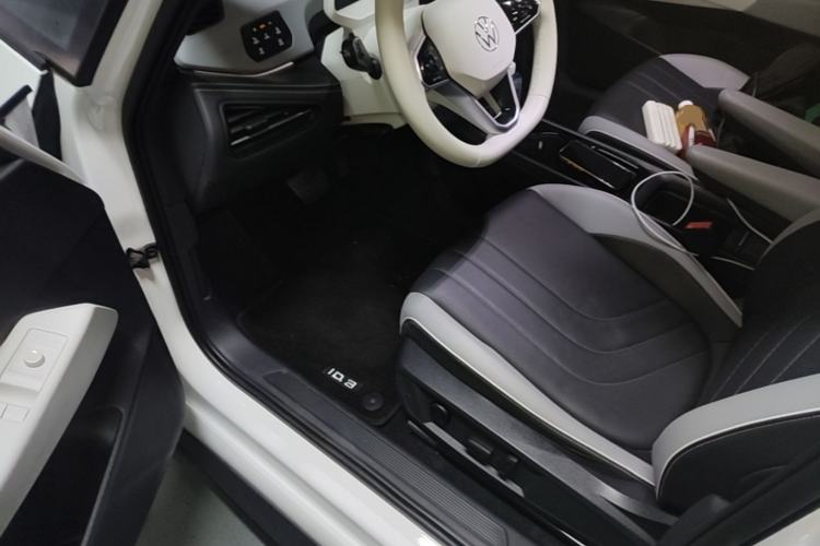 Used Volkswagen ID.3 2025 Smart Edition Ultra-Intelligent Oxygen Version Driver Seat