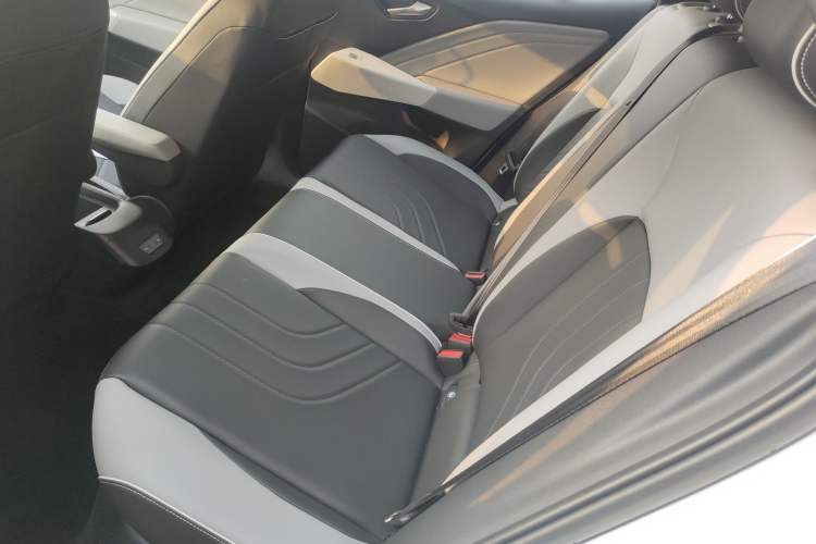 Used Volkswagen ID.3 2025 Smart Edition Ultra-Intelligent Version Left Rear Seat