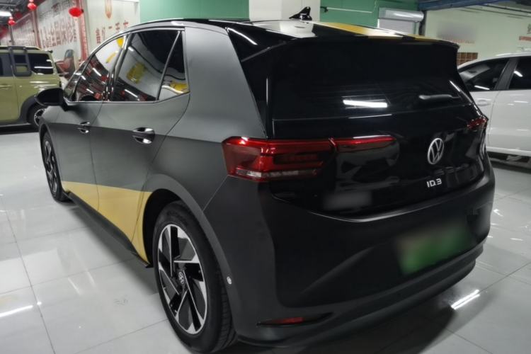 Used Volkswagen ID.3 2025 Smart Edition Ultra-Intelligent Oxygen Version Rear Left 45 Deg