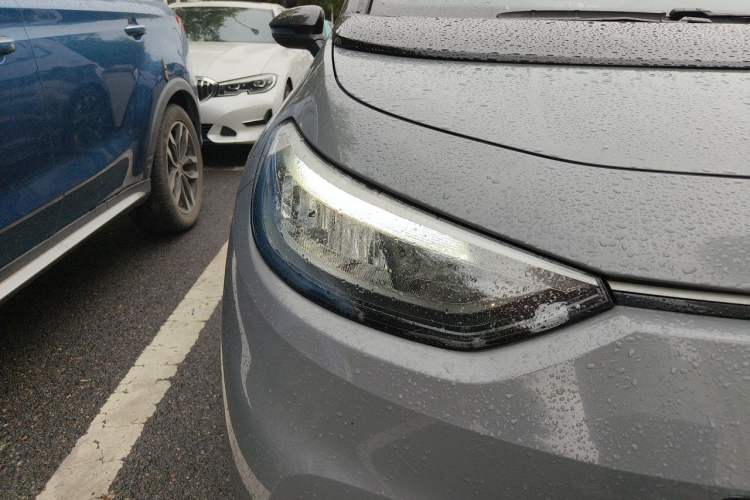Used Volkswagen ID.3 2025 Smart Version Pure & Intelligent Enjoyment Edition Right Front Headlight