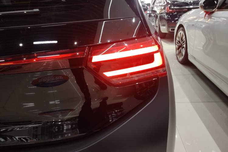 Used Volkswagen ID.3 2025 Smart Edition Ultra-Intelligent Oxygen Version Right Rear Taillight
