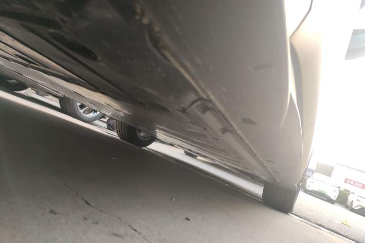 Used Volkswagen ID.3 2025 Smart Edition Ultra-Intelligent Version Right Side Sill