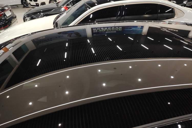 Used Volkswagen ID.3 2025 Smart Edition Ultra-Intelligent Oxygen Version Roof